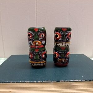 Vintage Inuit Tiki Totem Salt & Pepper Shakers MCM Japan